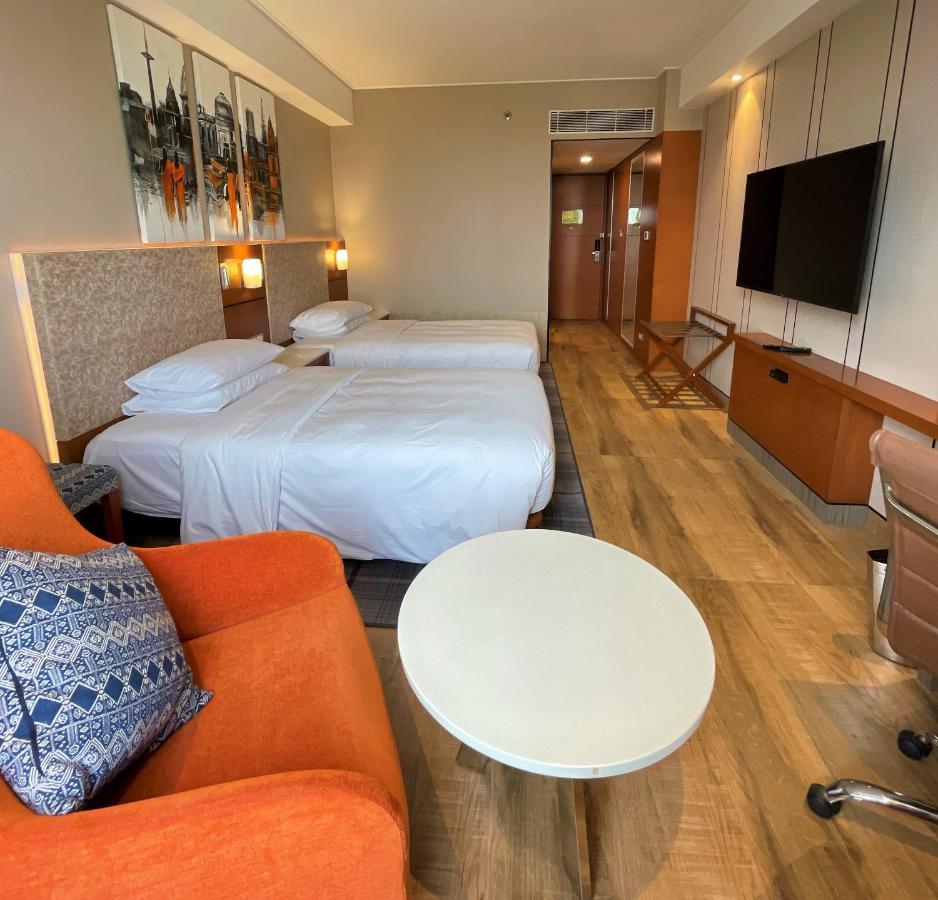 Hyatt Centric Janakpuri New Delhi Hotell Exteriör bild Deluxe room